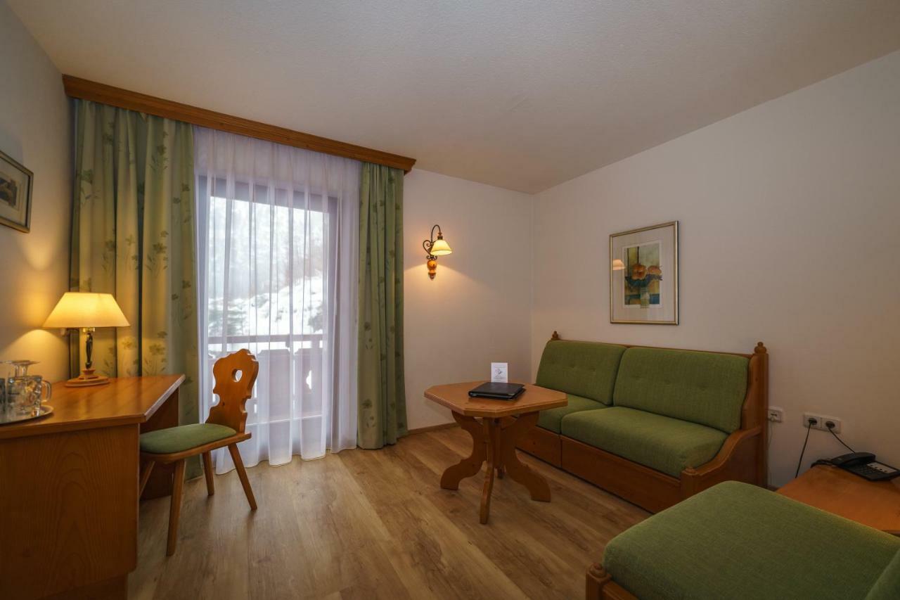 Parkhotel Sonnenhof Оберамергау Екстериор снимка